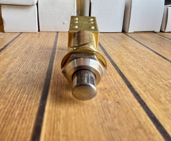 PULSANTE IN OTTONE CROMATO